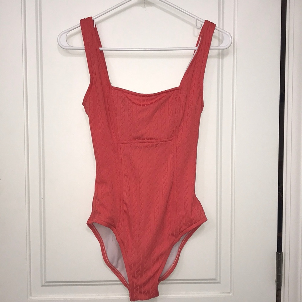 Swim suit